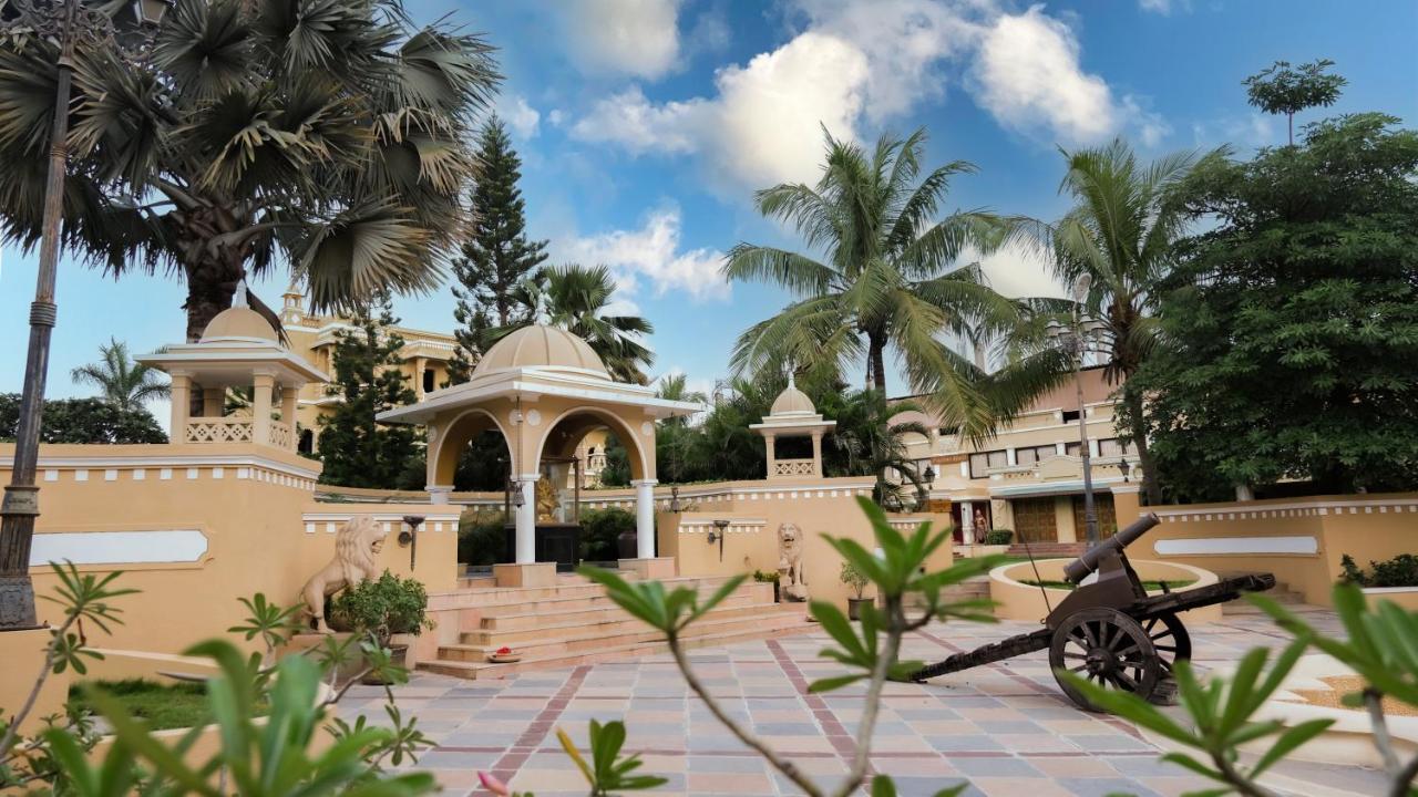 Heritage Khirasara Palace Rajkot Exterior foto